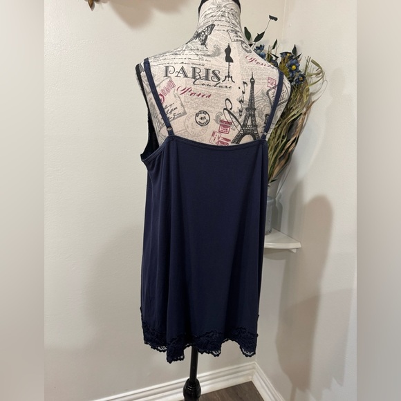 Lane Bryant dark Blue Lace Trim camisole size 18/20 - Picture 4 of 7